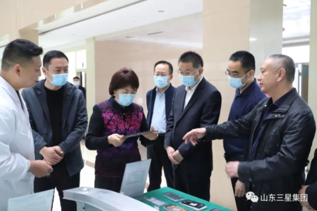 省宏觀經(jīng)濟研究院黨委書記、院長張中英一行來山東三星集團調(diào)研