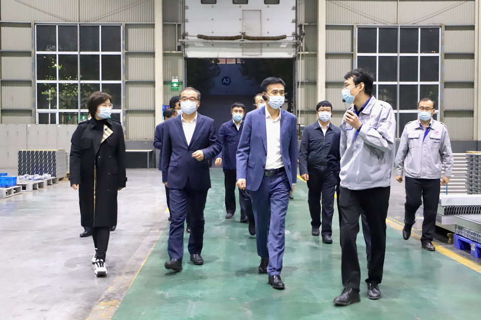 濱州市委副書記、市長李春田一行來山東三星集團調(diào)研
