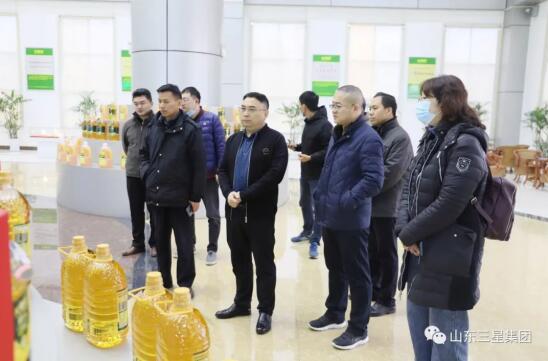 省派鄒平市“加強農(nóng)村基層黨組織建設(shè)”工作隊來山東三星集團(tuán)調(diào)研