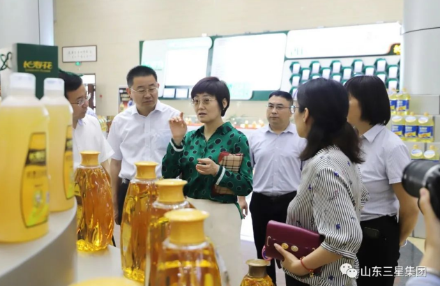 中國糧油學會副秘書長于衍霞一行來山東三星集團參觀調(diào)研